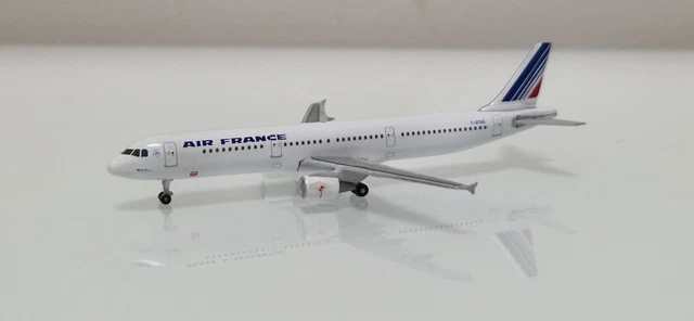SCHUCO STAR JETS 1/500 AIR JAMAICA Airbus A321 Reg. 6Y-JME EUR 25,00