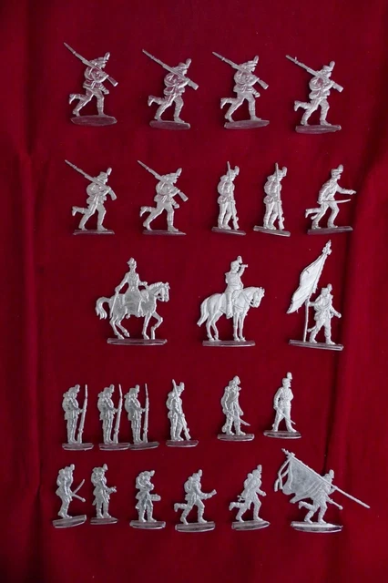 Lot De 31 Soldats Plats D'étain – Zinnflachfiguren, à Peindre, Figurines Anciennes
