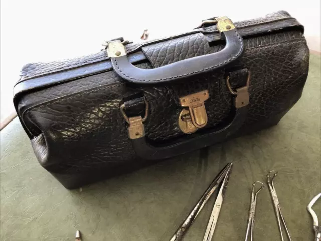 Antique Leather Doctor’s Bag Filled With Medical Equipment Tools 2