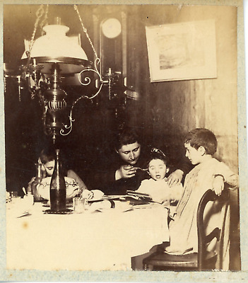 France, Paris, repas de famille, les enfants à table  Vintage albumen print,