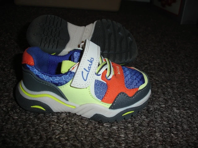 LOVELY BOYS CLARKS Trainers Size 4F worn once 5.00 PicClick UK