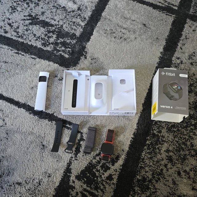 FITBIT VERSA 4 Smart Watch Fitness Activity Tracker Black Graphite iOS