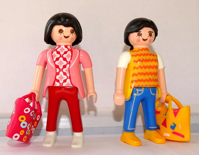 Playmobil La Voiture De Ville Avec 2 Personnages - 2 Adultes Reines Su Shopping 5