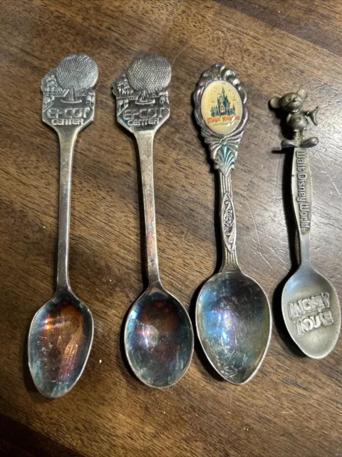 Lot Of Vintage Disney World Souvineer Spoons