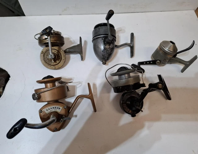 LOTS DE 2 anciens moulinets de pêche EUR 20,00