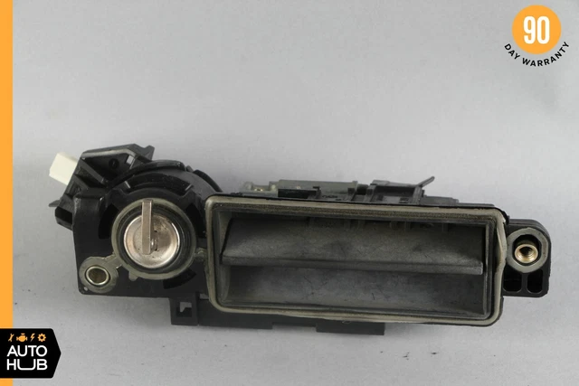 01-09 Mercedes W209 CLK500 CLS500 E500 Trunk Lid Lock Latch Handle 2037500493