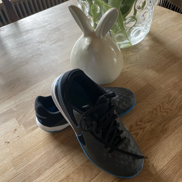 Nike Tiempo Fussballschuhe Größe 36 guter Zustand