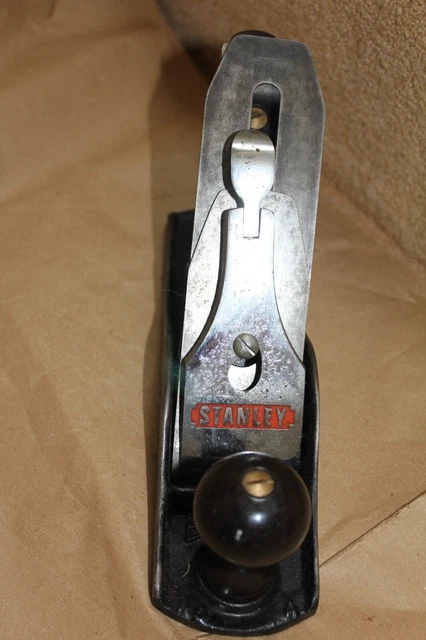 Vintage collectable Stanley Bailey No 4 Carpenters Smoothing Plane England 154