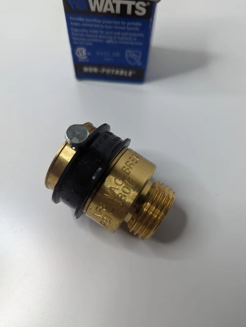 Watts NF8 Hose Connection Vacuum Breaker 0061854