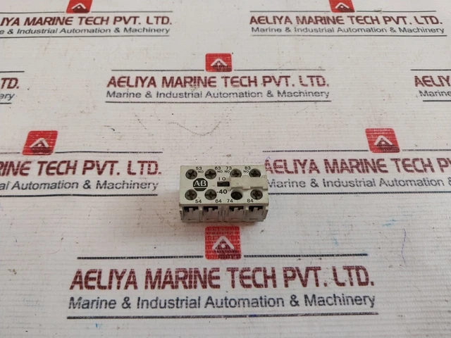 Lot of 3X Allen-Bradley 195-MA40 Auxiliary Contacts 500V AC 10A