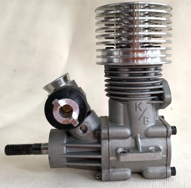 MOTEUR  K&B 21 voiture 1/8e sortie arrière RC VINTAGE 