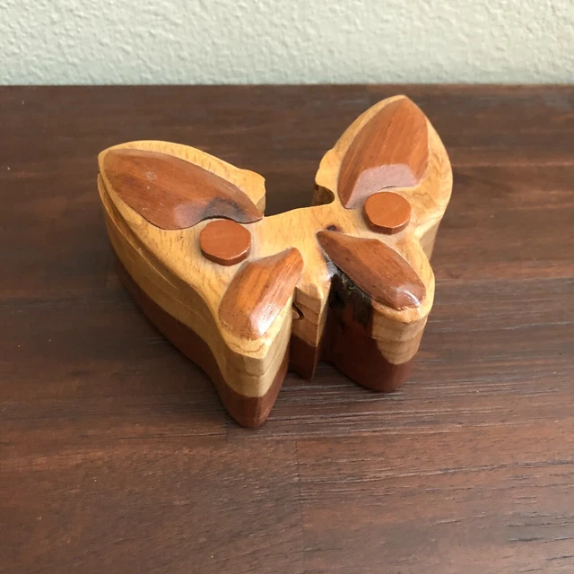 Vintage NWOT Wood Puzzle Trinket Butterfly Jewelry Box Brown