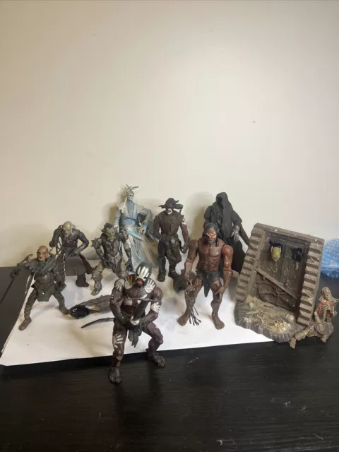 Lord of the Rings Action Figure Lot x8 Bundle 2002