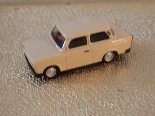 Trabant 601 beige aus einem  Adventskalender von Herpa