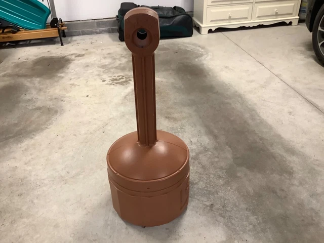 Tan Cigarette Butt Receptacle Justrite 38 1/2" Outdoor Smokers Cease Fire 4Gal