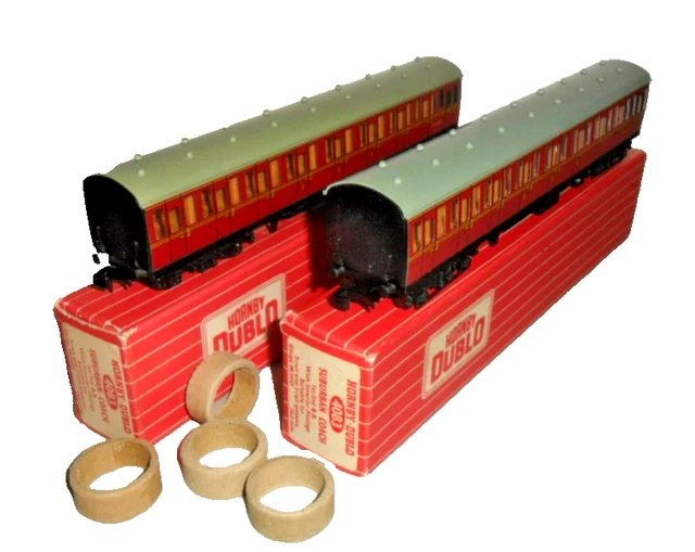 HORNBY DUBLO 4083 Br Suburban Coaches *Compensating & Non-Compensating ...