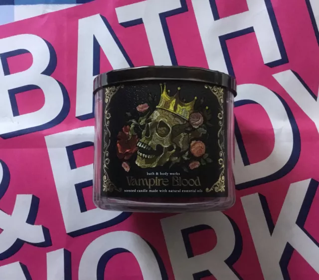 Bath & Body Works 3 Dochtkerze. Neu. Importiert aus den USA 🙂 🙂 Halloween 🙂 🙂 🙂 🙂 🙂 🙂 🙂 🙂 🙂 🙂