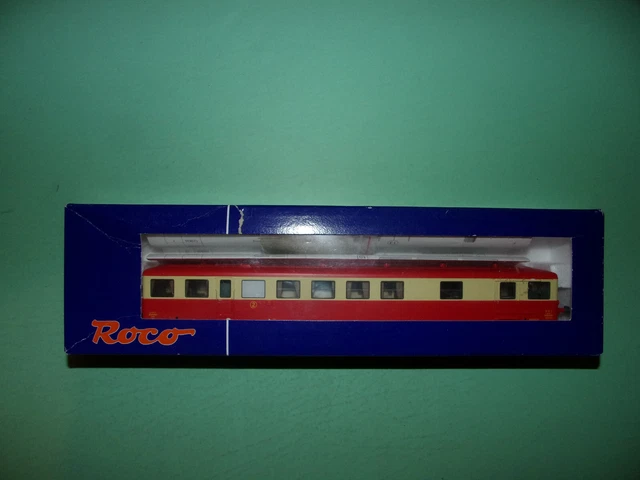 Remorque D'autorail Roco XR ABD Decauville – Éclairage Rouge/crème – HO – NEUF