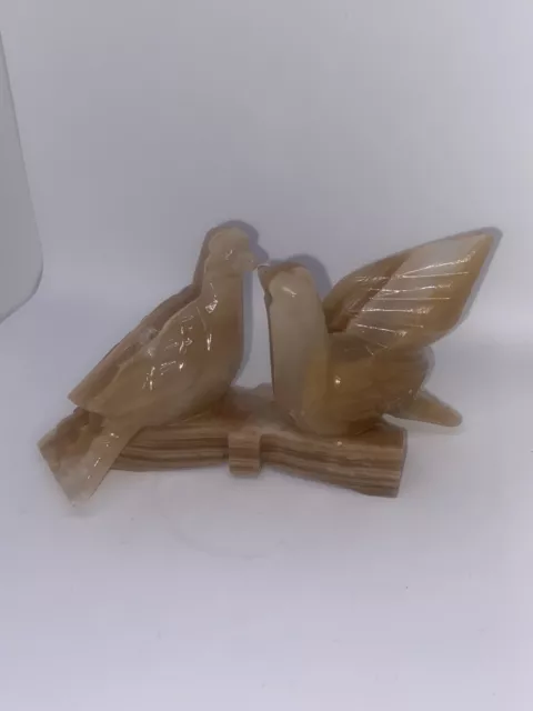 Hand Carved Onyx Vintage Sculptured Stone Love Birds Doves Beautiful Piece