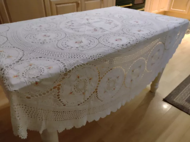 Beautiful Large Vintage Spanish White Cotton & Crochet Lace Tablecloth 175 cm