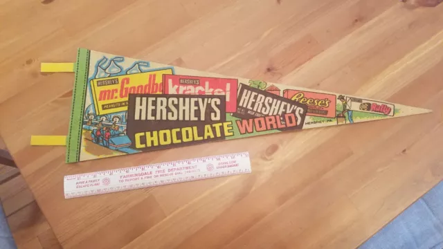 Vintage Hershey's Chocolate World Pennsylvania PA Felt Pennant