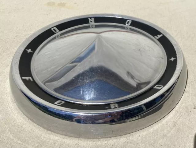 1960 Ford Galaxie Fairlane Sunliner Starliner 1961 Poverty Dog Dish Hub Cap