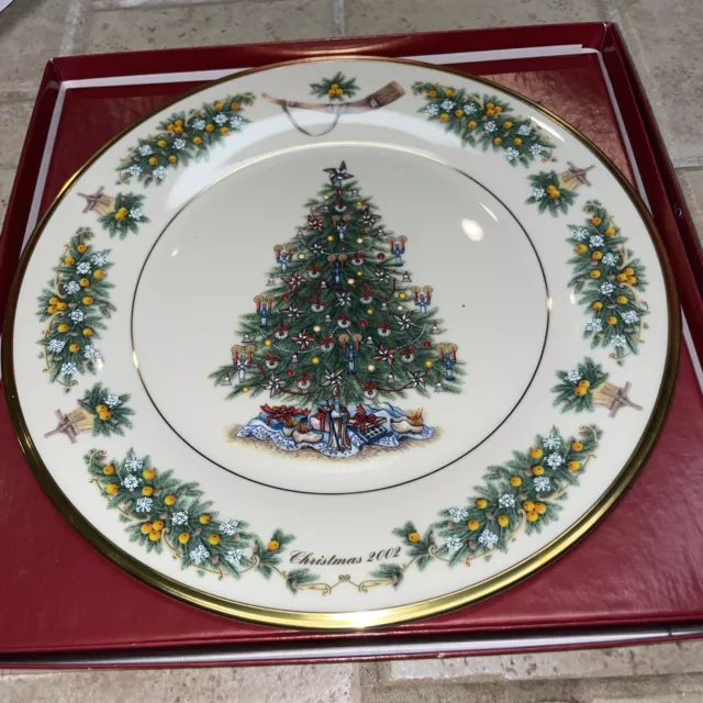 Lenox CHRISTMAS TREES AROUND THE WORLD Collector Plate 2002 Netherlands Limited