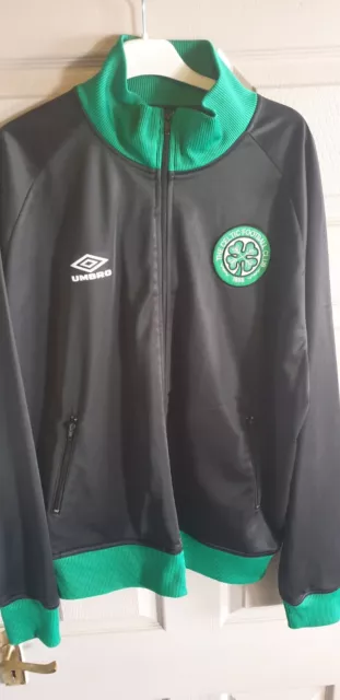 celtic football shirt large mens