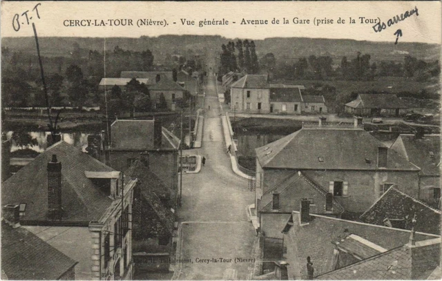 CPA CERCY-la-TOUR General View (805551)