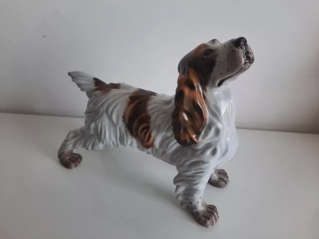 Dog Chien de chasse en porcelaine espagnole martinu Très rare