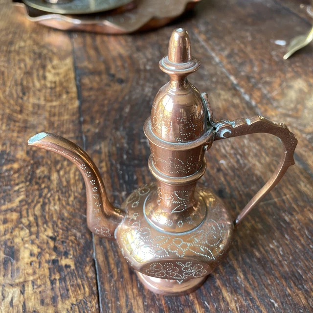 Vintage Kupfer kleiner Topf im östlichen Stil mit Deckel.
