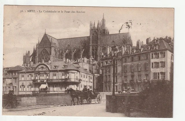 METZ  - Moselle - CPA 57 - Ponts - Attelage au pont des Roches - Cathédrale