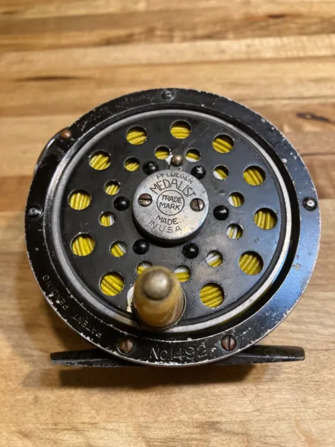 1495 Pflueger Medalist Fly Reel. Round Line Guide. Made in USA. W