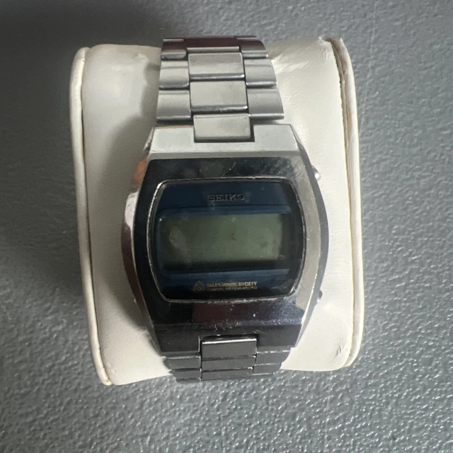 SEIKO QUARTZ LC 0439 4009 Digital Wrist Watch for Parts/Repair 25.00