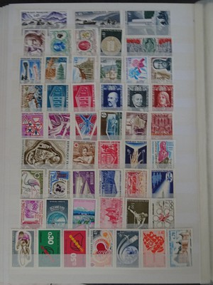 TIMBRES FRANCE 1968/72- 50 timbres commémoratifs différents neufs sans