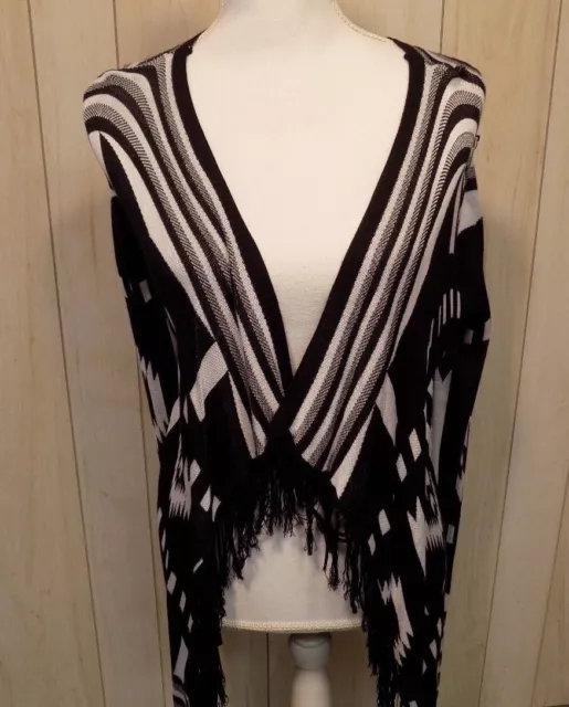 Umgee Women's Open Front Cardigan Sweater Size M Fringe Boho Aztec Black White