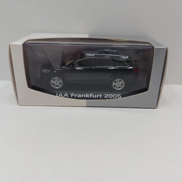 Schuco 1/43 - Audi Q5 Rouge Orange