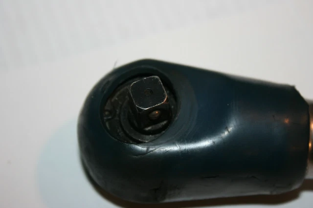 Blue-Point Tools 3/8" Drive Heavy Duty Air Ratchet 4