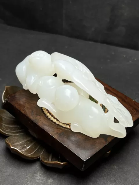 Chinese Exquisite Handmade monkey Carving Hetian Jade Statue Pendant 3