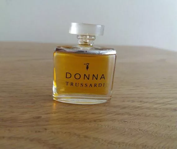 DONNA DE TRUSSARDI Miniature Eau de Toilette  4ml SANS BOITE