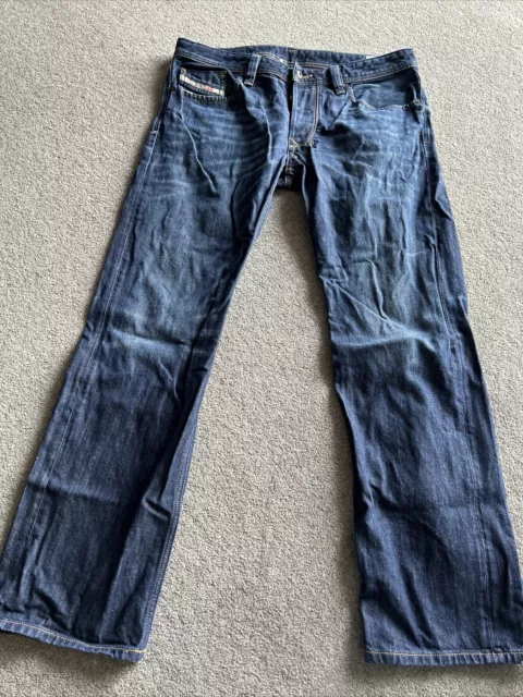 Mens Diesel Larkee jeans W34 L30 Blue regular straight Denim Wash