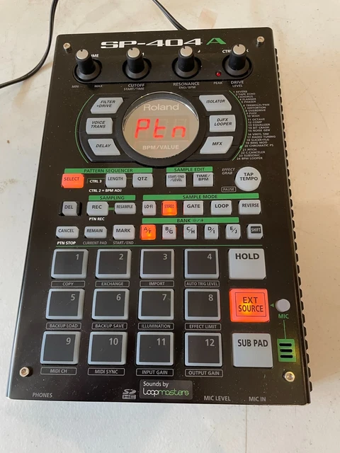 Roland SP 404A sampler