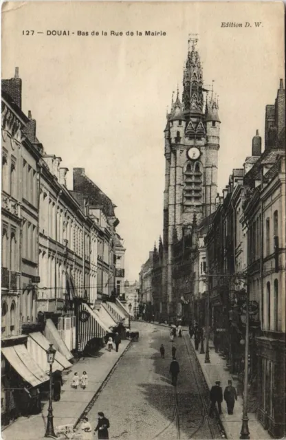 CPA DOUAI - Bas de la Rue de la Mairie (136533)