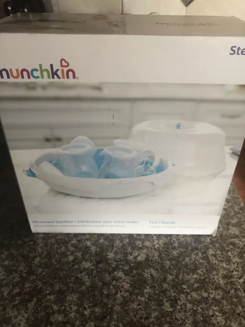 MUNCHKIN Steam Guard Microwave Bottle Sterilizer, NEW -Free Shipping