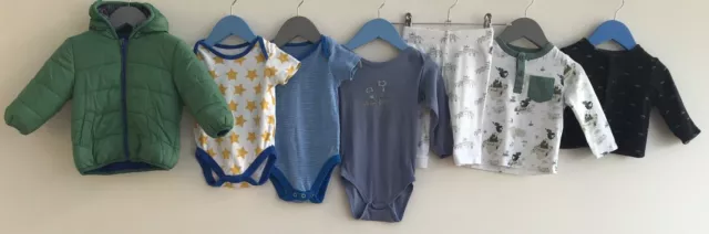 Pacchetto di abbigliamento bambini età 6-9 mesi TU F&F George