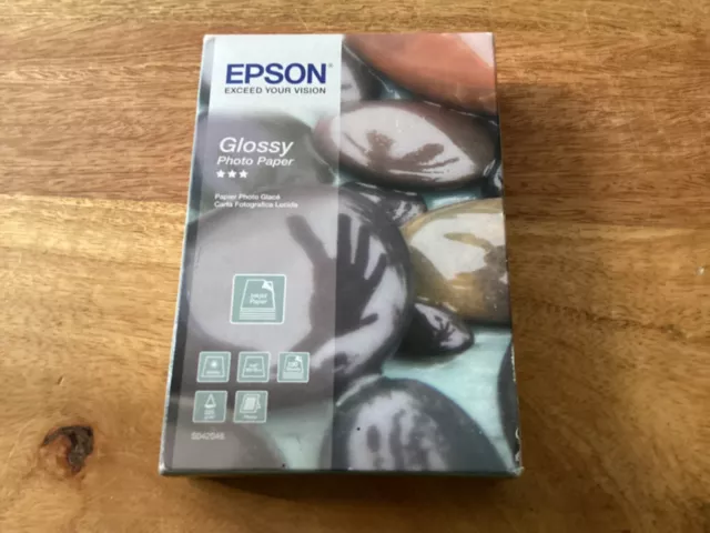 EPSON GLOSSY PHOTO PAPER. 100 SHEETS 4” x 6” /10cm x 15cm