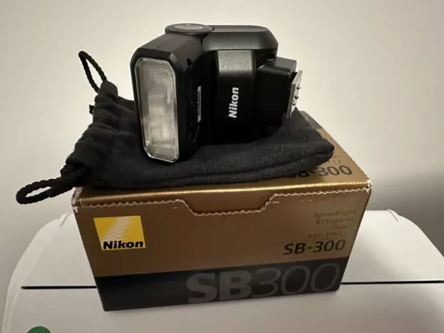 Nikon SB-300 speedlight flash
