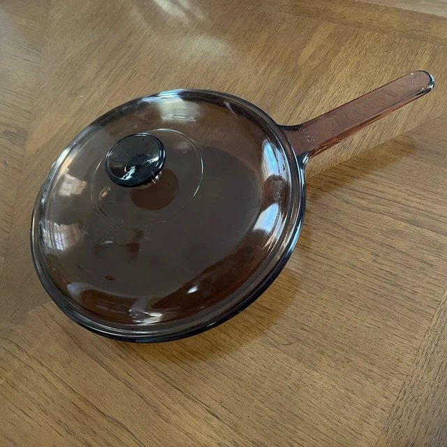 VISION CORNING WARE Pyrex 11 Inch Skillet Frying Pan w/ Lid Textured