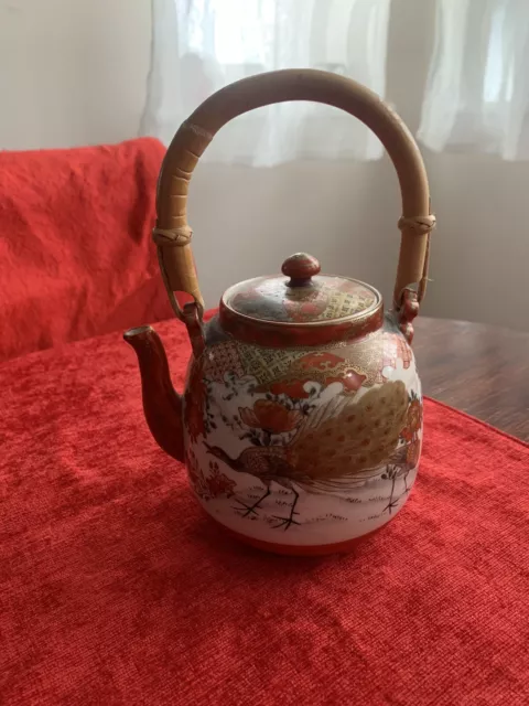 *RARE *Vintage Old  Chinese Teapot Stunning