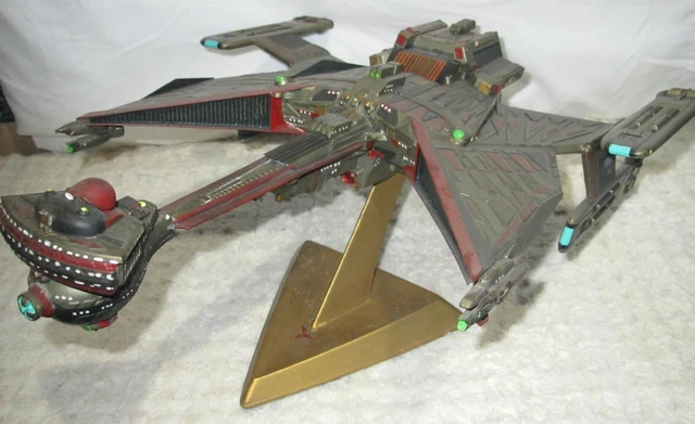 Star Trek - Modelo de nave klingon del siglo 22 - Star Trek Official Starships Collection de Eaglemoss Collections